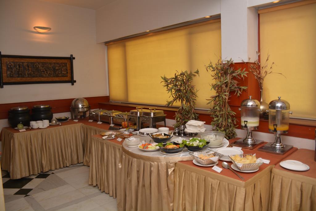 Hotel Heritage Inn Coimbatore Exterior photo
